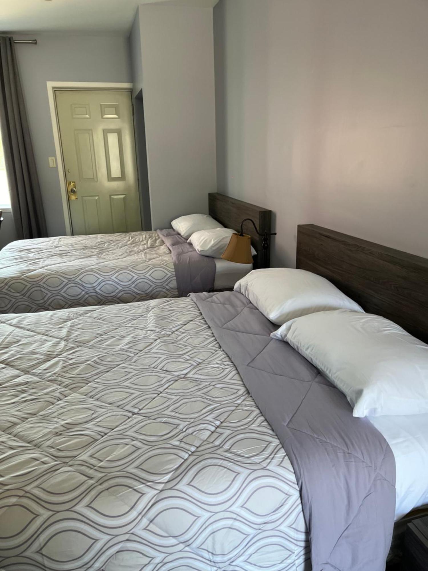 Motel La Siesta De Gascon Terrebonne Ngoại thất bức ảnh